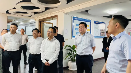 共青團陜西省委副書記惠旋一行來安康德隆公司調(diào)研指導團建工作